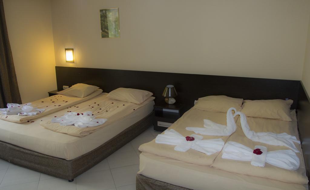 Family Hotel Delta Ognyanovo Szoba fotó
