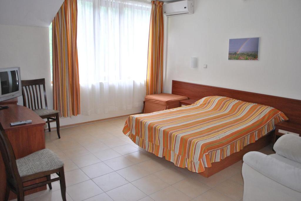 Family Hotel Delta Ognyanovo Kültér fotó